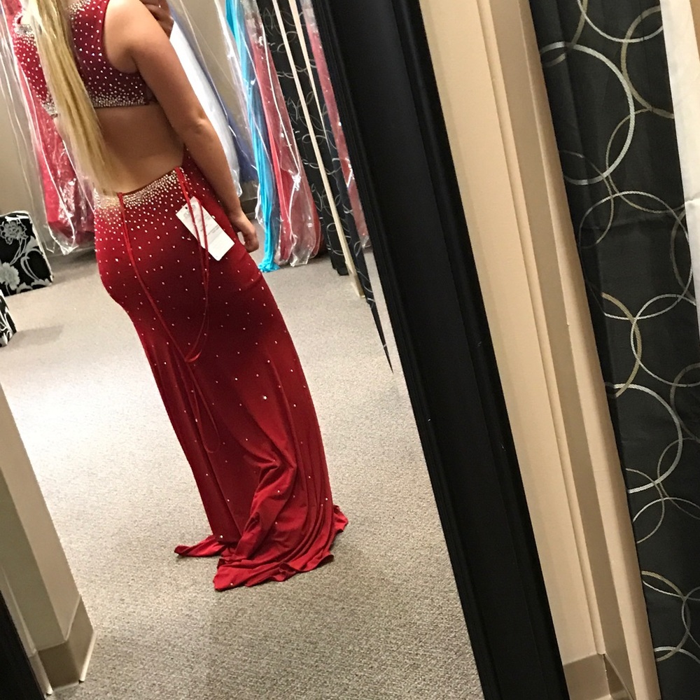 Prom dress - Picture 4 of 4